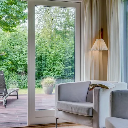 Lucie - 1-5km From The Sea By Interhome